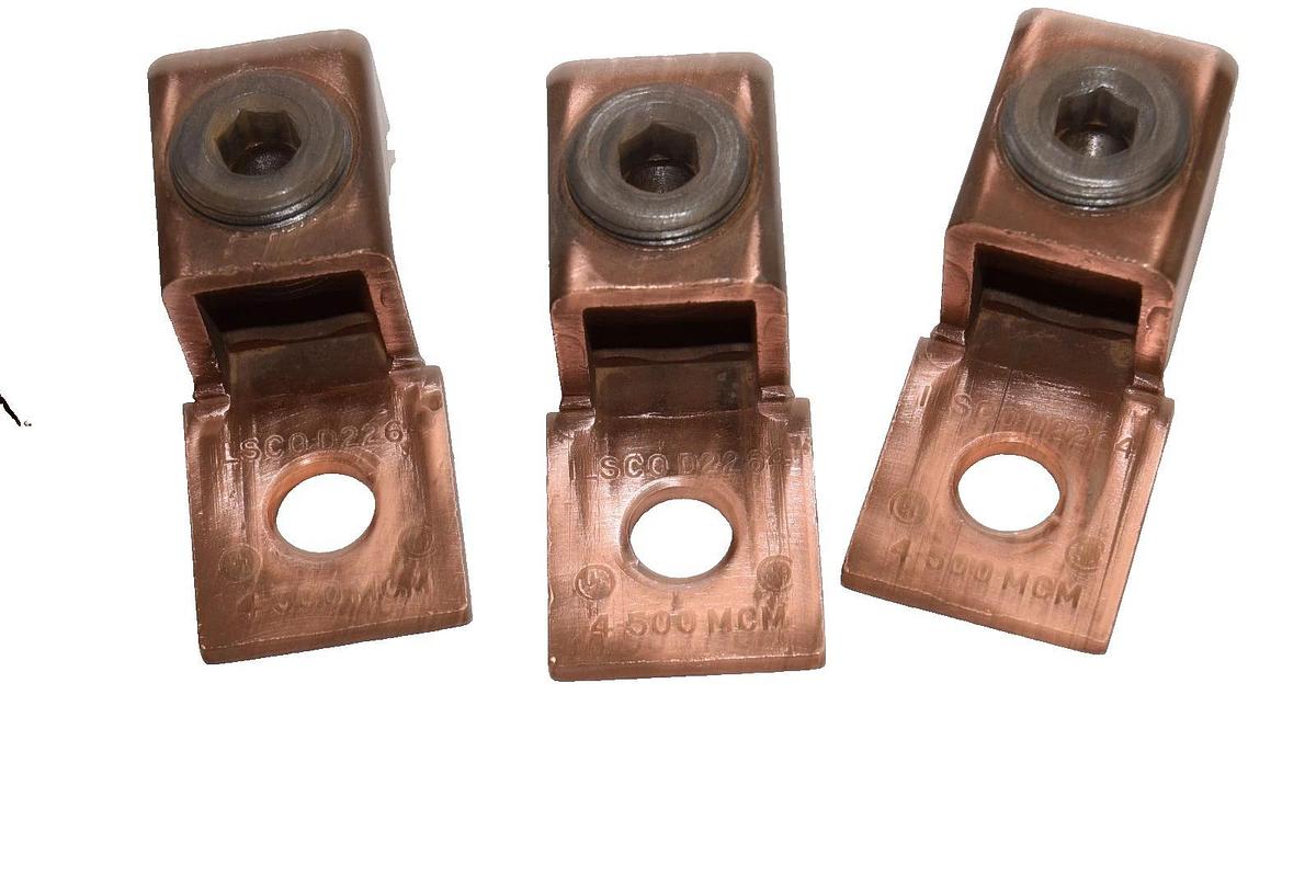 Used Ilsco D2264 4-500MCM Solid Copper Lugs (Lot of 5)