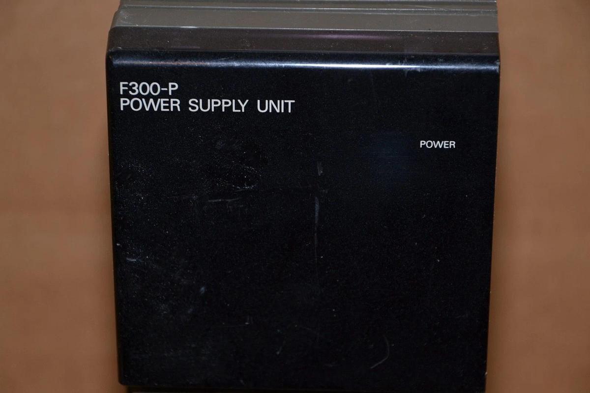 Used OMRON F300-P F300P 120VAC POWER SUPPLY UNIT MODULE