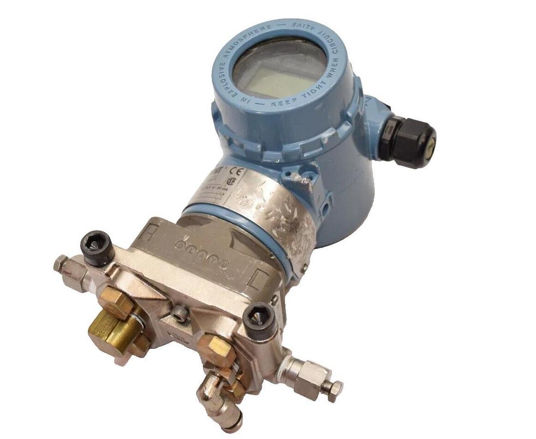 Used ROSEMOUNT 3051CD4A52A1AM5 3626psi 250Bar Smart Pressure Transmitter *No Rear Cap