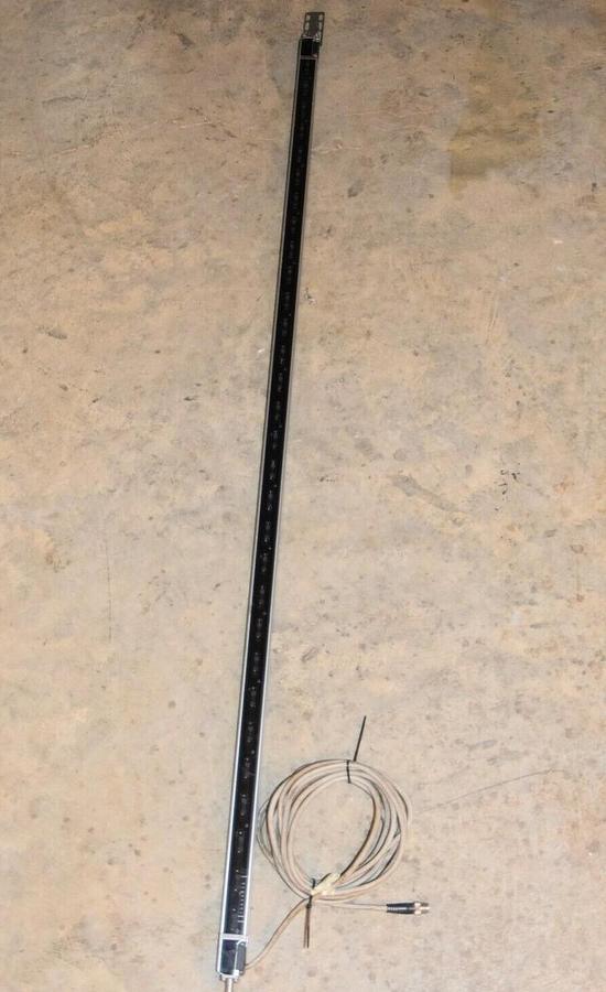 Used KEYENCE SL-C64H-T SLC64HT 24Vdc Light Curtain Transmitter