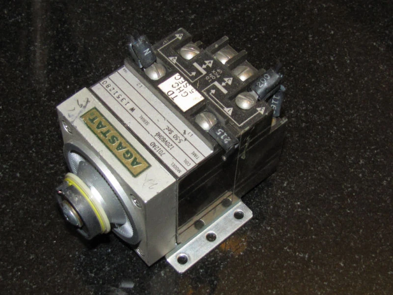 Used Agastat Timer 7012AD 5-50 Sec 120V Coil MISSING KNOB
