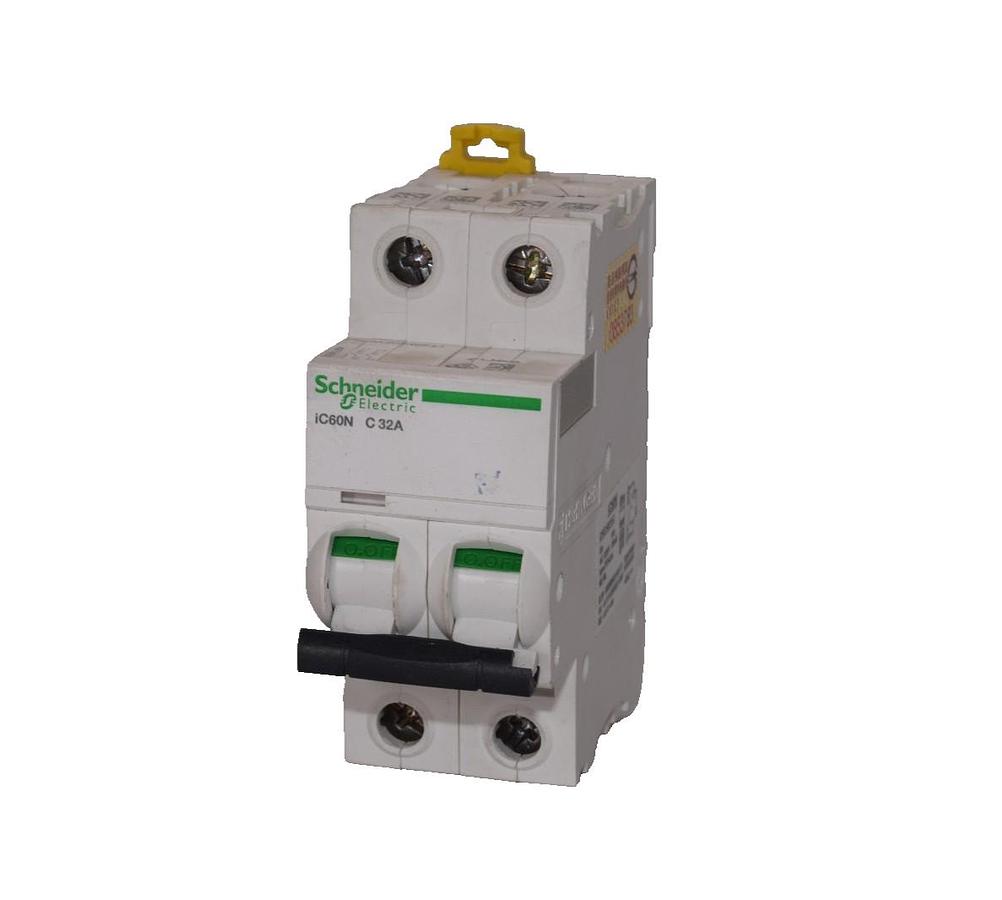 Used SCHNEIDER ELECTIRC iC60N C 32A iC60NC32A 2 pol 2P 400V Miniature Circuit Breaker