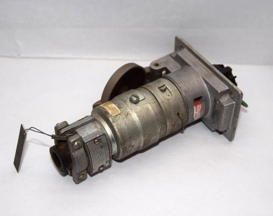 Used RUSSELL & STOLL SKP 4G SKP4G Ever-Lok Plug W/ SKR4G Receptacle  20A 600Vac