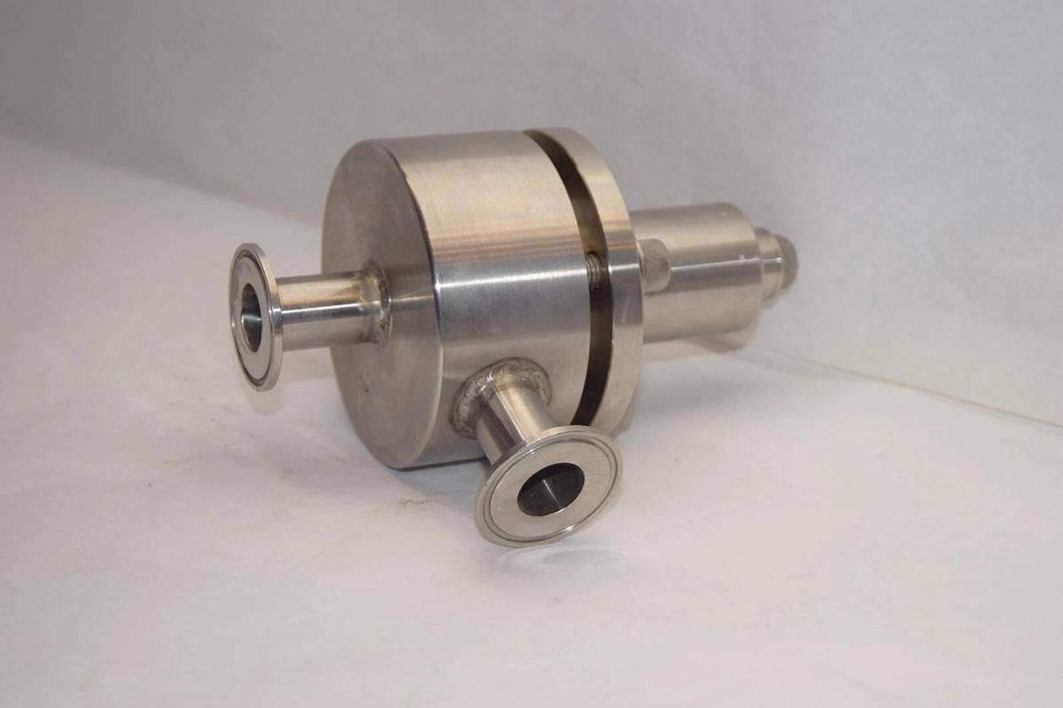 Used FUJI PUMP Co. Type SV 3 kg/cm2 SS Sanitary Pressure Regulating Relief Valve 1"