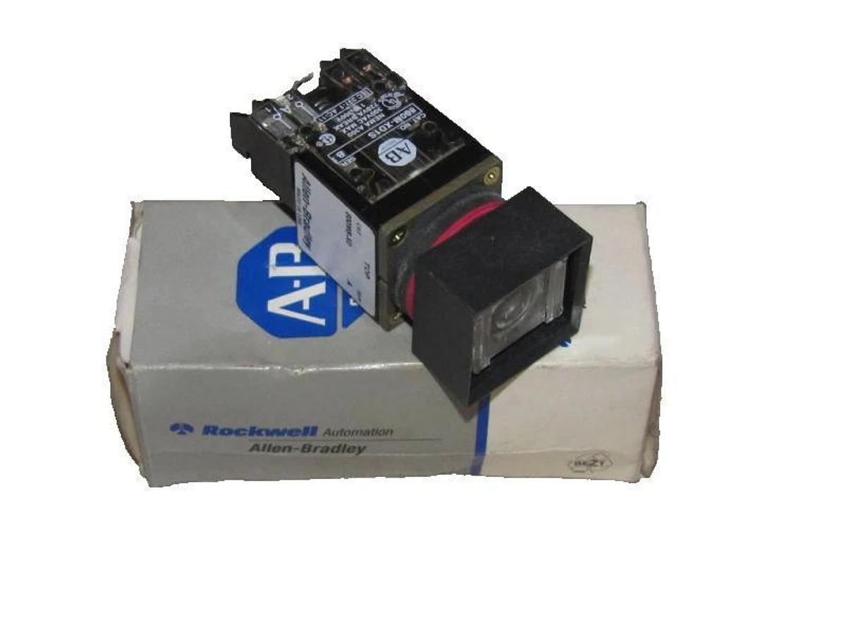 Allen Bradley Square Pushbutton 800MB 800MB-XOD1S 800M-XO1S A NIB