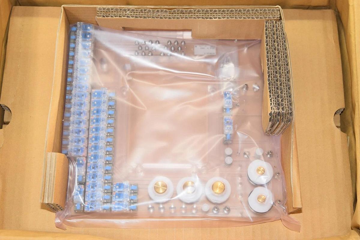 (NEW) SMC AXTM0291-A AXTM0291A Manifold