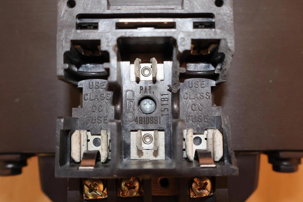 EGS Hevi-Duty Industrial Control Transformer E11003PB 1.1kva E3PB (New, dmg)