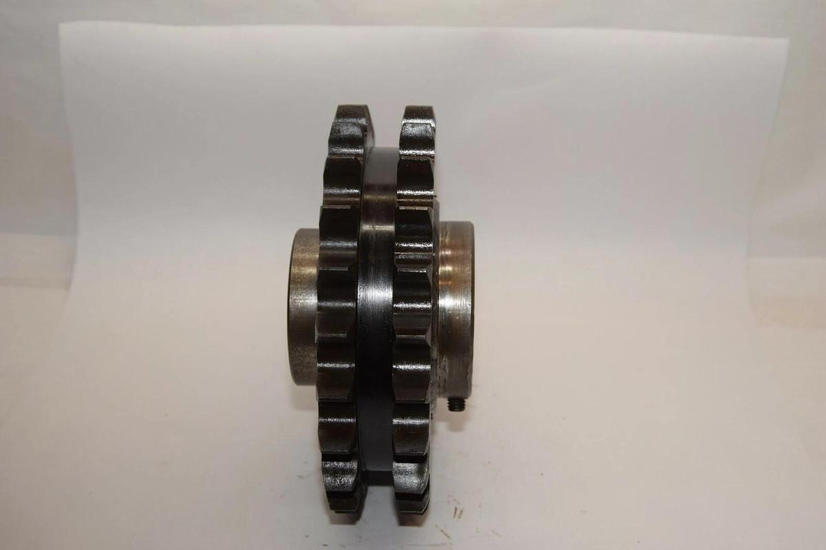 (NEW) MARTIN D80B23 23 Teeth 2-1/4" Bore Double Row Sprocket