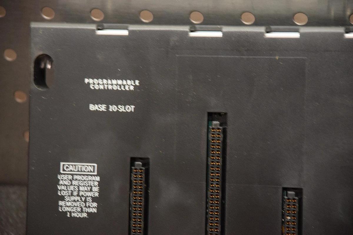 Used GE FANUC IC693CHS391H 10 SLOT EXPANSION BASEPLATE