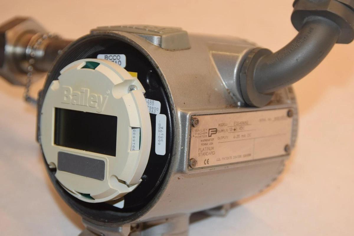 Used BAILEY FISCHER & PORTER EQS404A0 12-42Vdc 4-20mA Transmitter