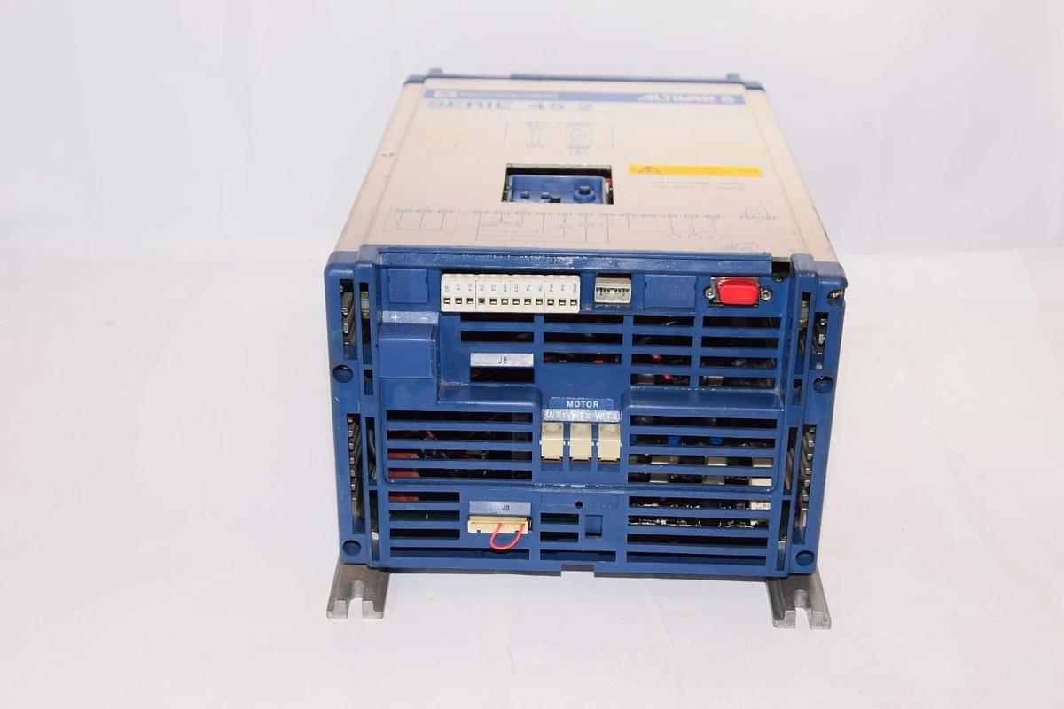 Used TELEMECANIQUE ATV452U15N ALTIVAR 5 2HP Drive SERIE 45 2