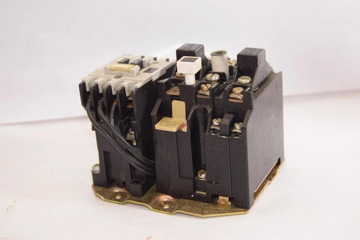 Used ALLEN BRADLEY 509-T0D Series B Nema Size 00 Non-Reversing Starting Relay