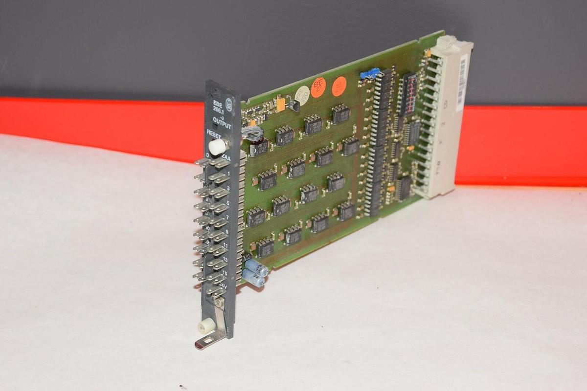 Used KLOCKNER MOELLER OUTPUT MODULE CIRCUIT BOARD  CARD EBE-266.1-3 EBE26613