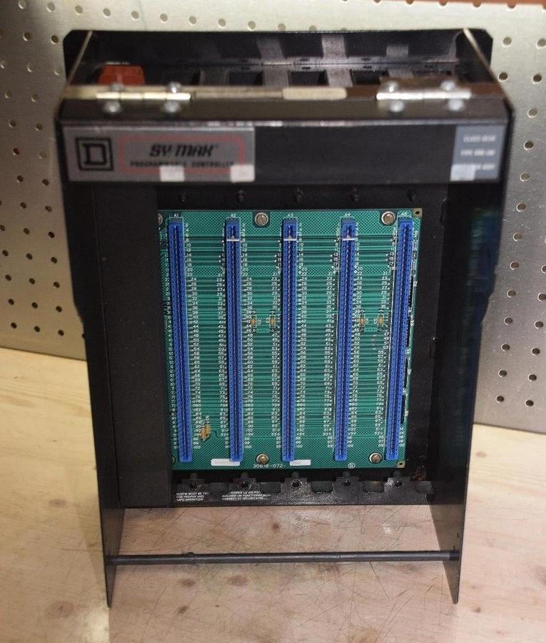 Used SQUARE D 8030 RRK-100 SER.E1 SY/MAX RACK ASSY 5-SLOT 30618-500-52