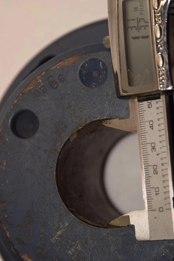 Used NEW VULKAN IR 39593322 GE168 PB85 392D 1G0168E50 2-1/8" 1-31/32" Flex Coupling