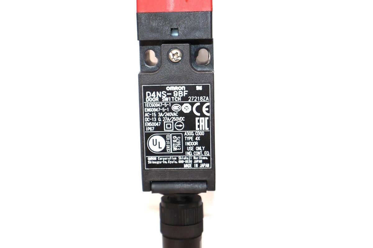 Omron Safety Door Switch D4NS-9BF , D4NS9BF (NOS)