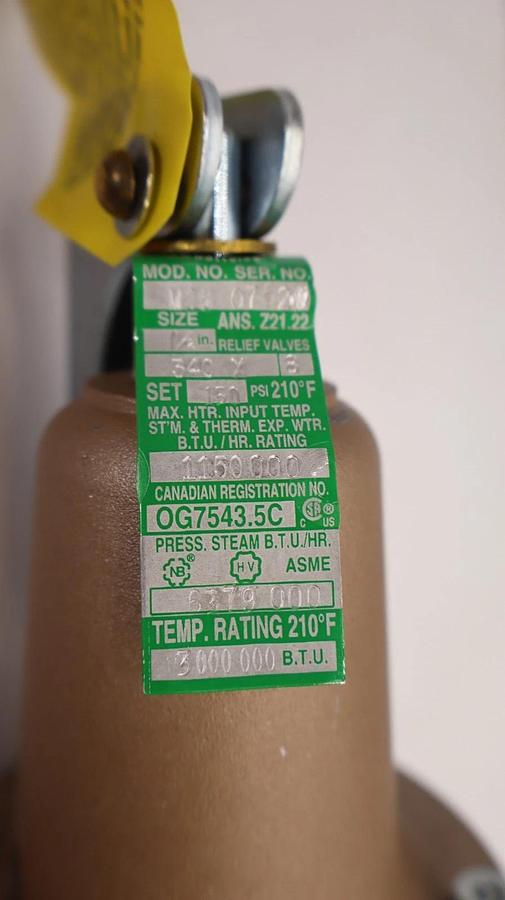 (NEW) WATTS M15 0752W 1-1/2" 340x8 150psi Pressure Relief Valve