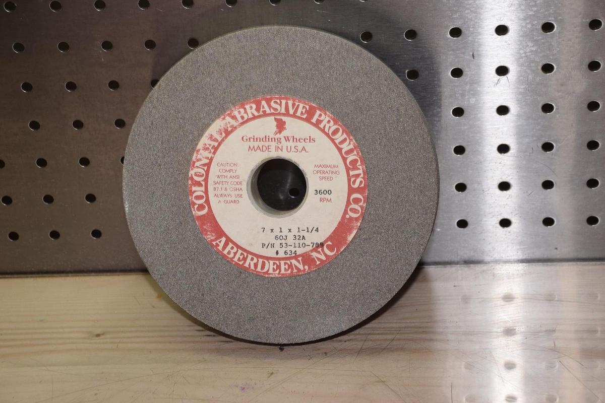 Colonial Abrasive 53-110-789, 60 J 32A  Grey Grinding Wheel 7" x 1" x 1-1/4"