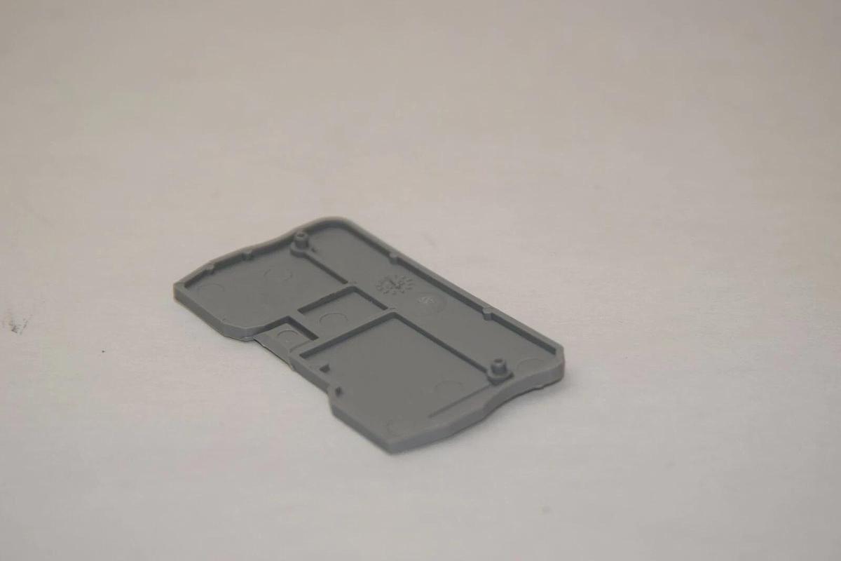 (NEW - Lot of 100) PHOENIX CONTACT D-QTC 1,5 End Barrier