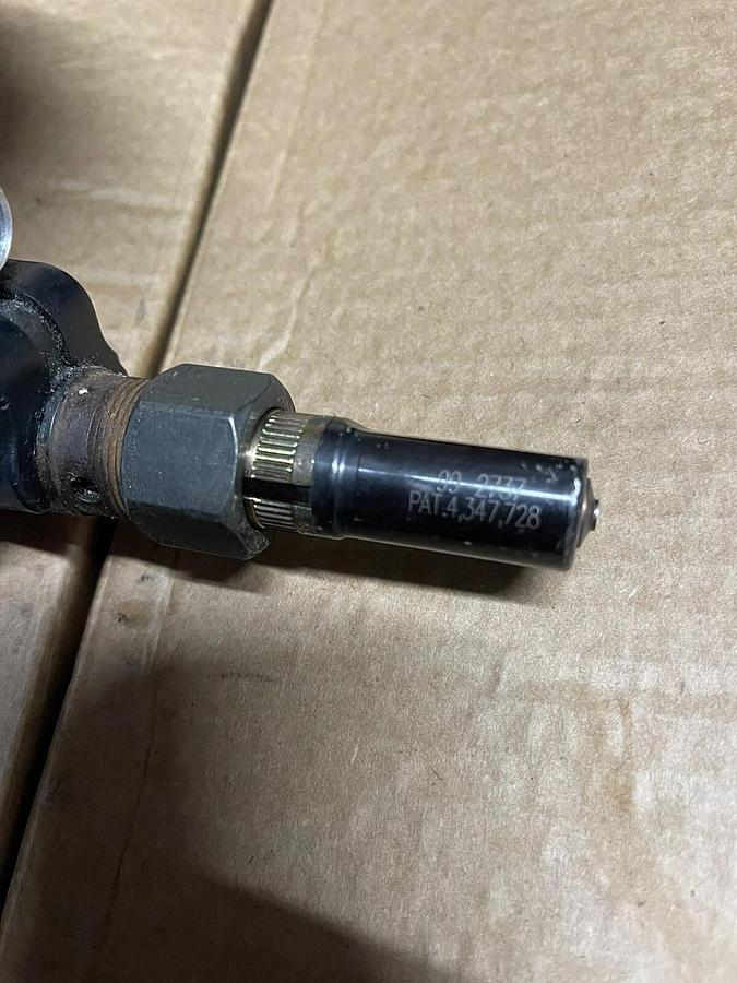 Used HUCK 942 Powerig Hydraulic Unit with HUCK Riveter gun 99-2737 tip