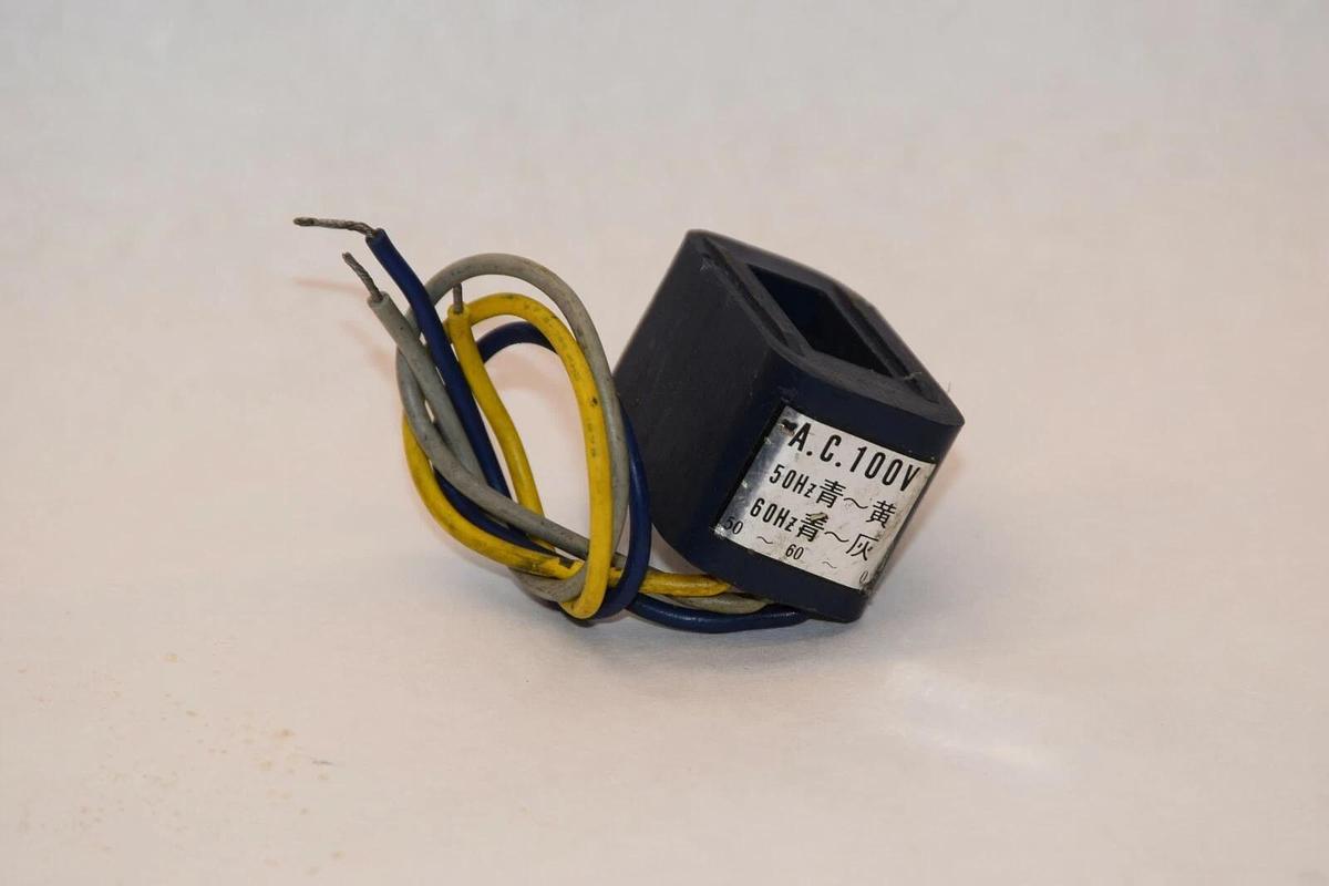 (NEW) GENERIC 100Vac 50/60Hz A.C. 100 Coil