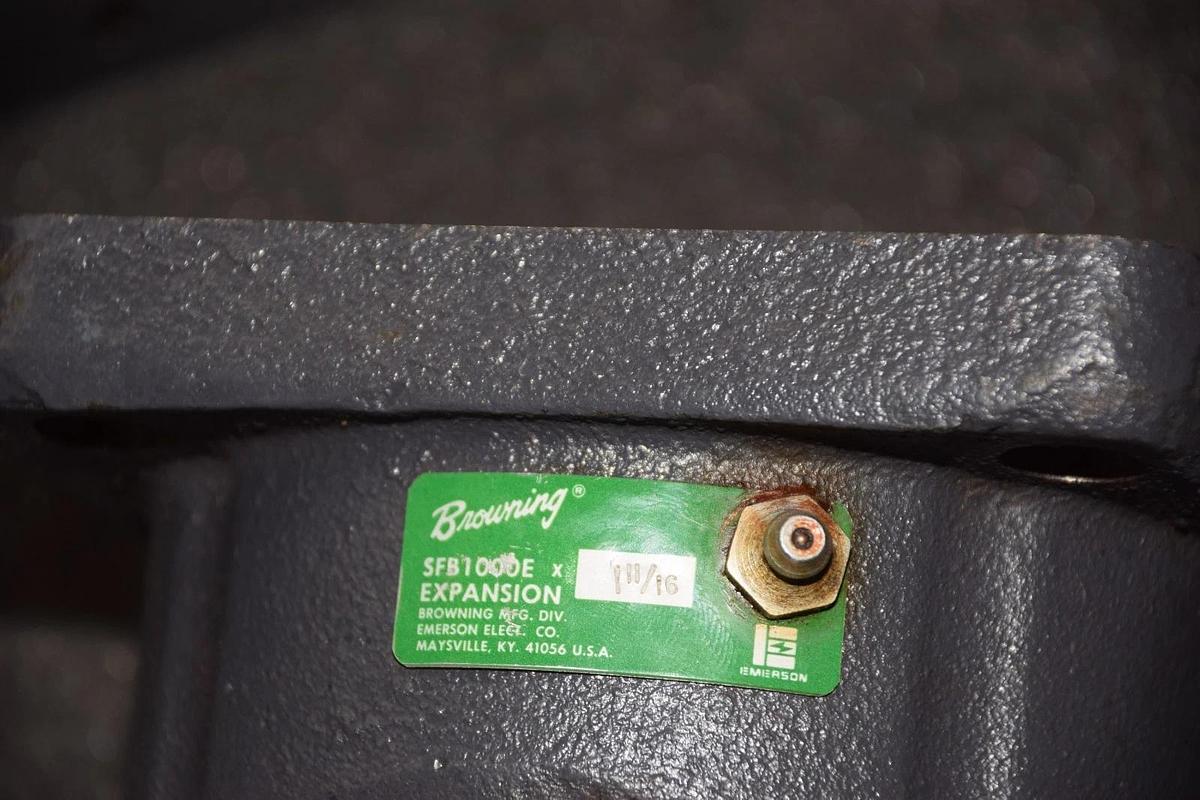 BROWNING SFB100E X 1-11/16 SPHERICAL FLANGE BLOCK NEW