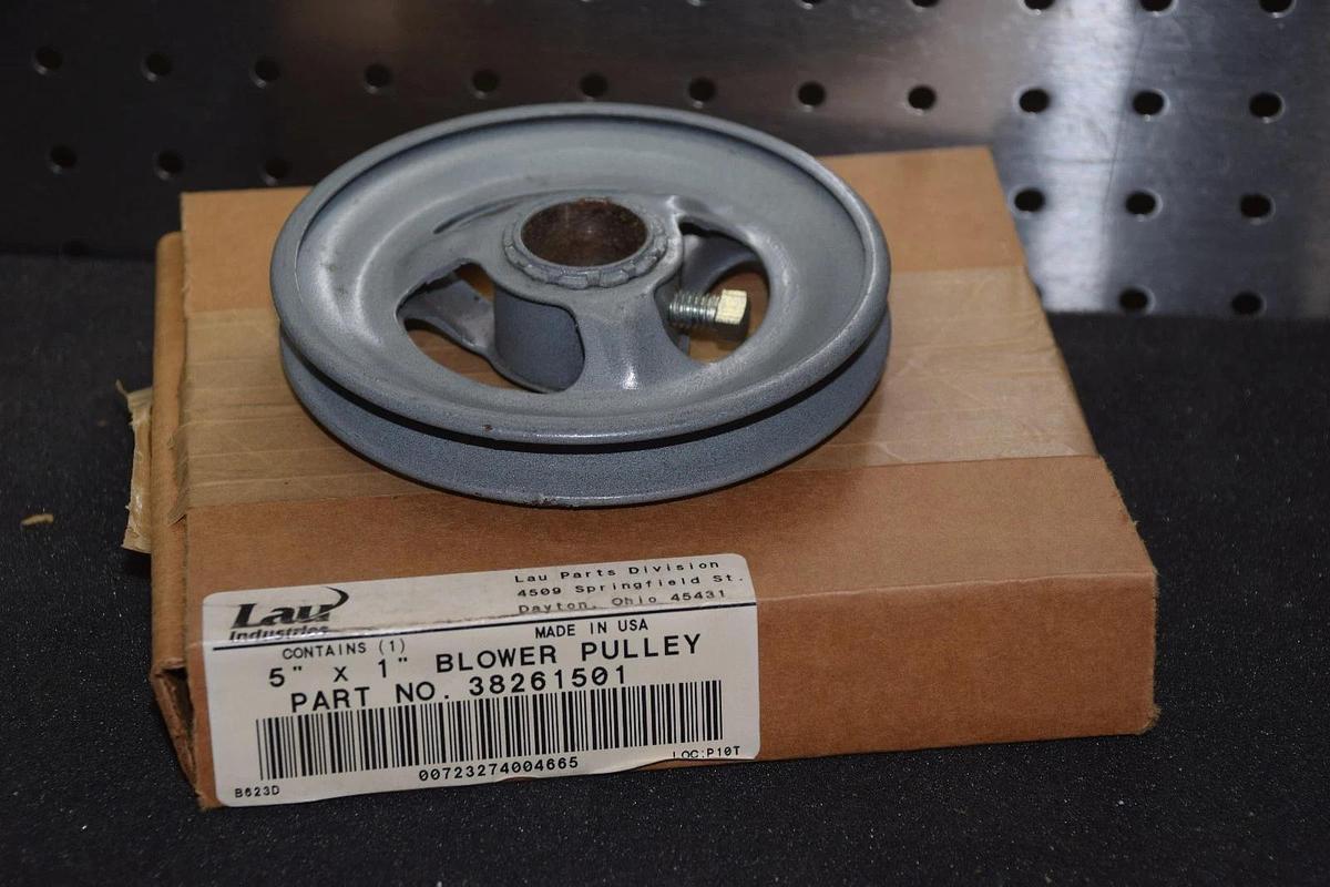 LAU INDUSTRIES 38261501 5" x 1" BLOWER PULLEY NEW