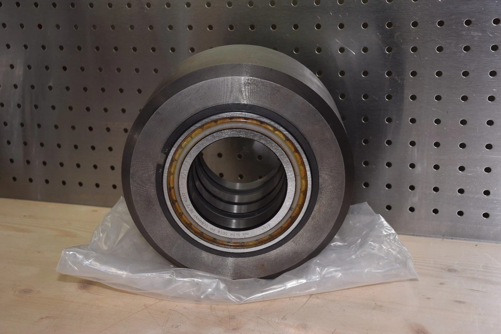 INA SL04 5018-PP Bearing SL04508PP 0072 K037 Quad Row Spherical pillow block NEW