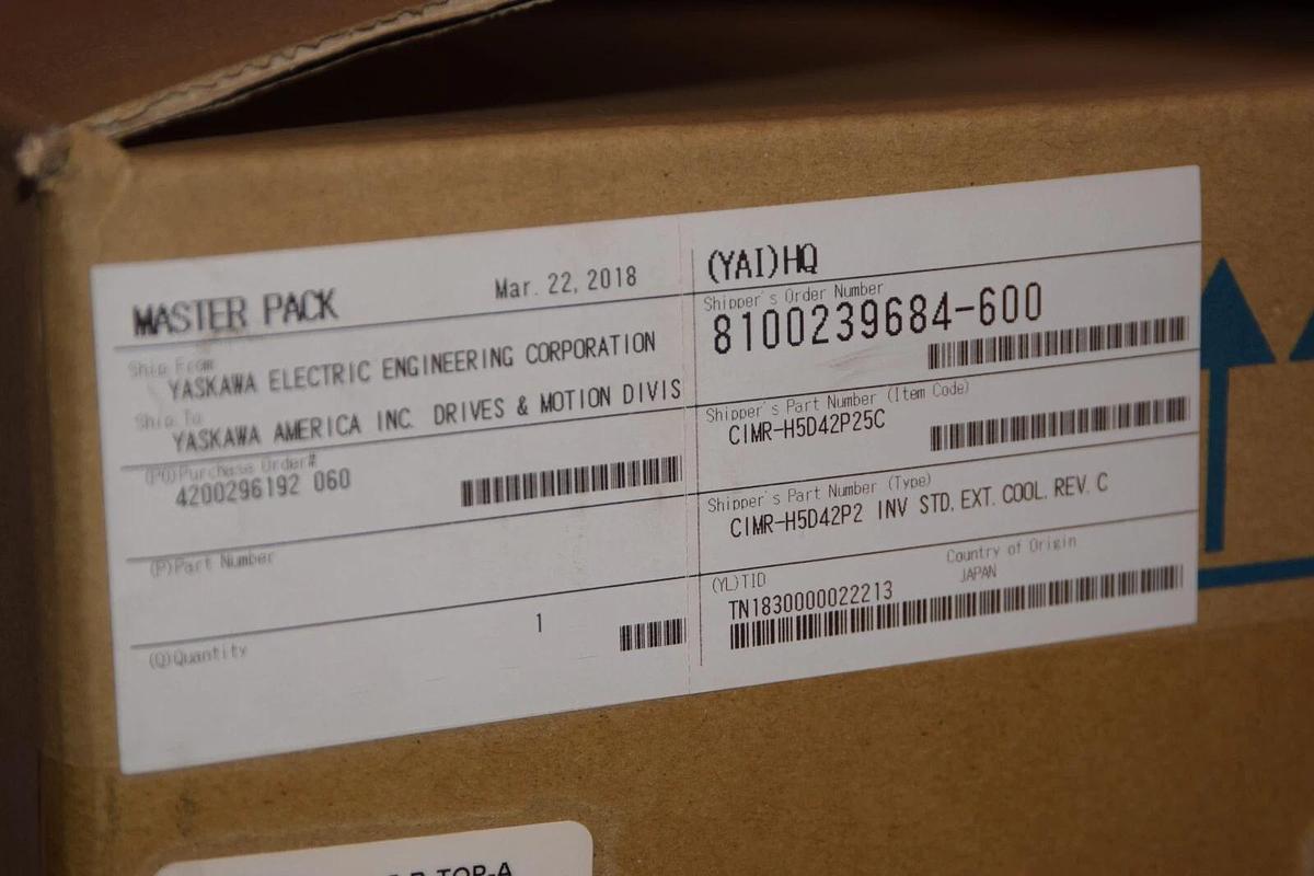 YASKAWA 676H5 Drive CIMR-H5D42P2 42P25C CIMR-H5D42P25C 540-660vdc 3kva 3 kva NEW
