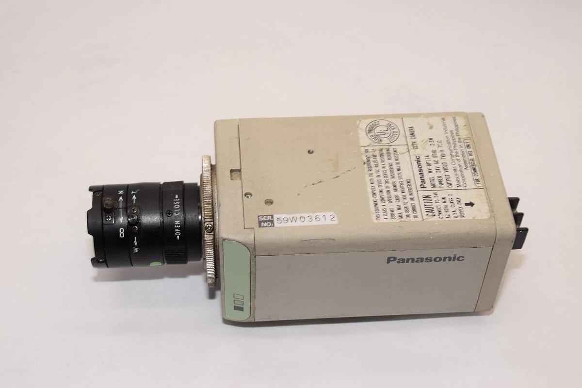 Used PANASONIC WV-BP114 24Vac 60Hz 2.3W CCTV Camera W/ Computar 3.5-8mm Lens