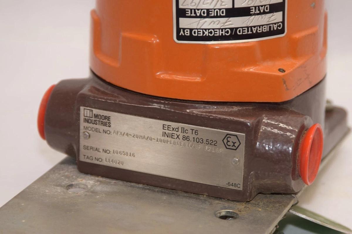 (NEW) MOORE AFX/4-20MA/0-100percent/NP , 9516 0-100% Gauge