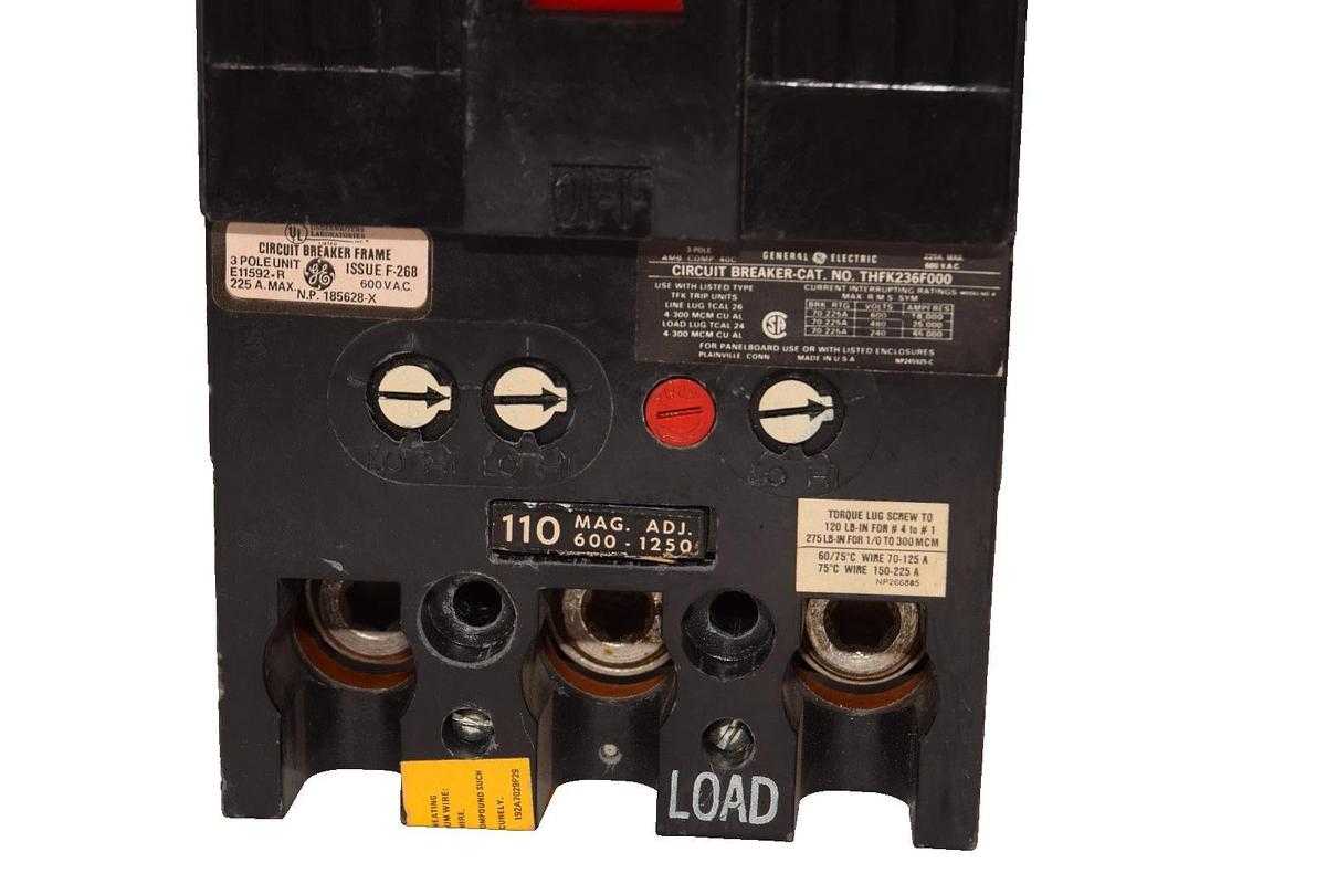 Used GE General Electric THFK236F000 , E11592-R 3 Pole 225A 600V Circuit Breaker