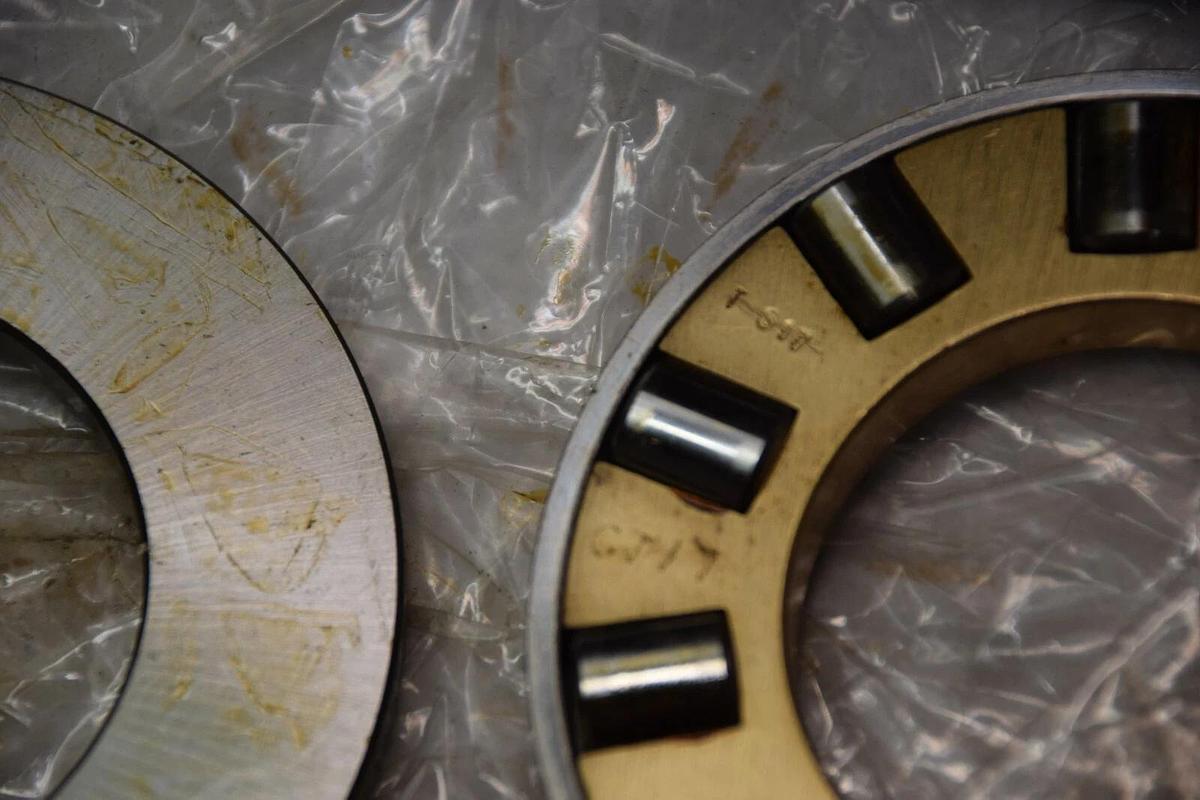 (NEW) ROLLWAY T617 BEARING osd. 3.93" isd. 2"