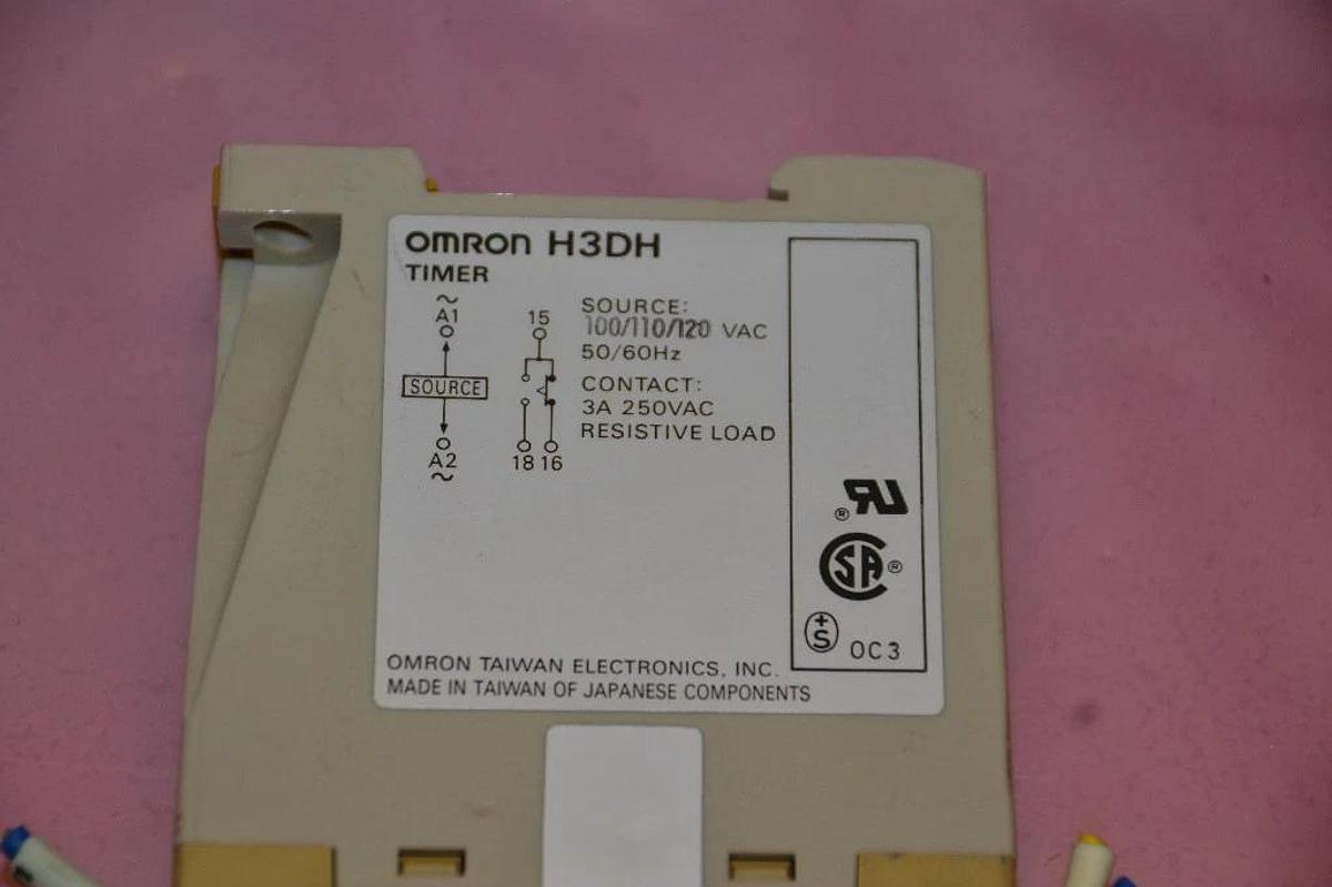 Used OMRON TIMER H3DH 0-6 6 SECONDS SEC TIMER 110/120v