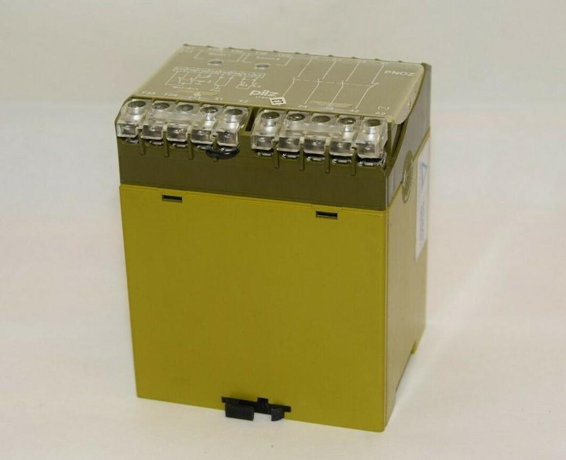 Used PILZ PNOZ 230Vdc 5Va 50/60Hz 474650 Safety Relay