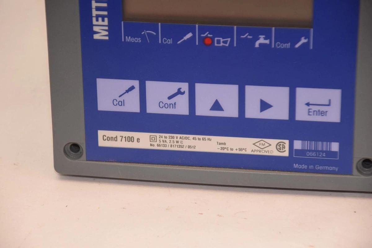 Used METTLER-TOLEDO COND 7100E F-2402COND-MT 24-230Vac/dc Conductivity Transmitter