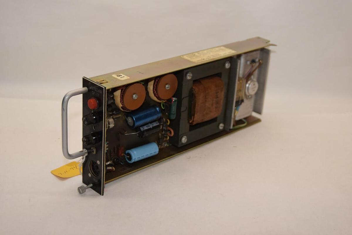 Used QUINDAR QP-17 QP17 115VAC IN 12VDC Out Power Supply
