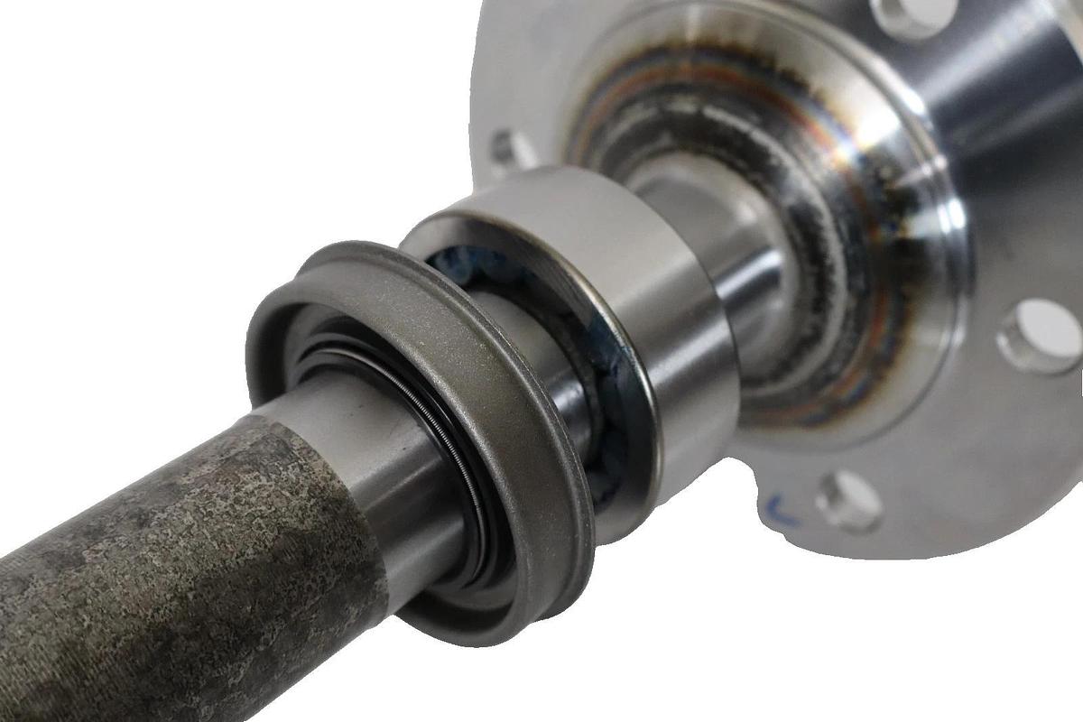 F8-033171  , FBA18BKDYKSR TJHSM Rear Axle Shaft (New)