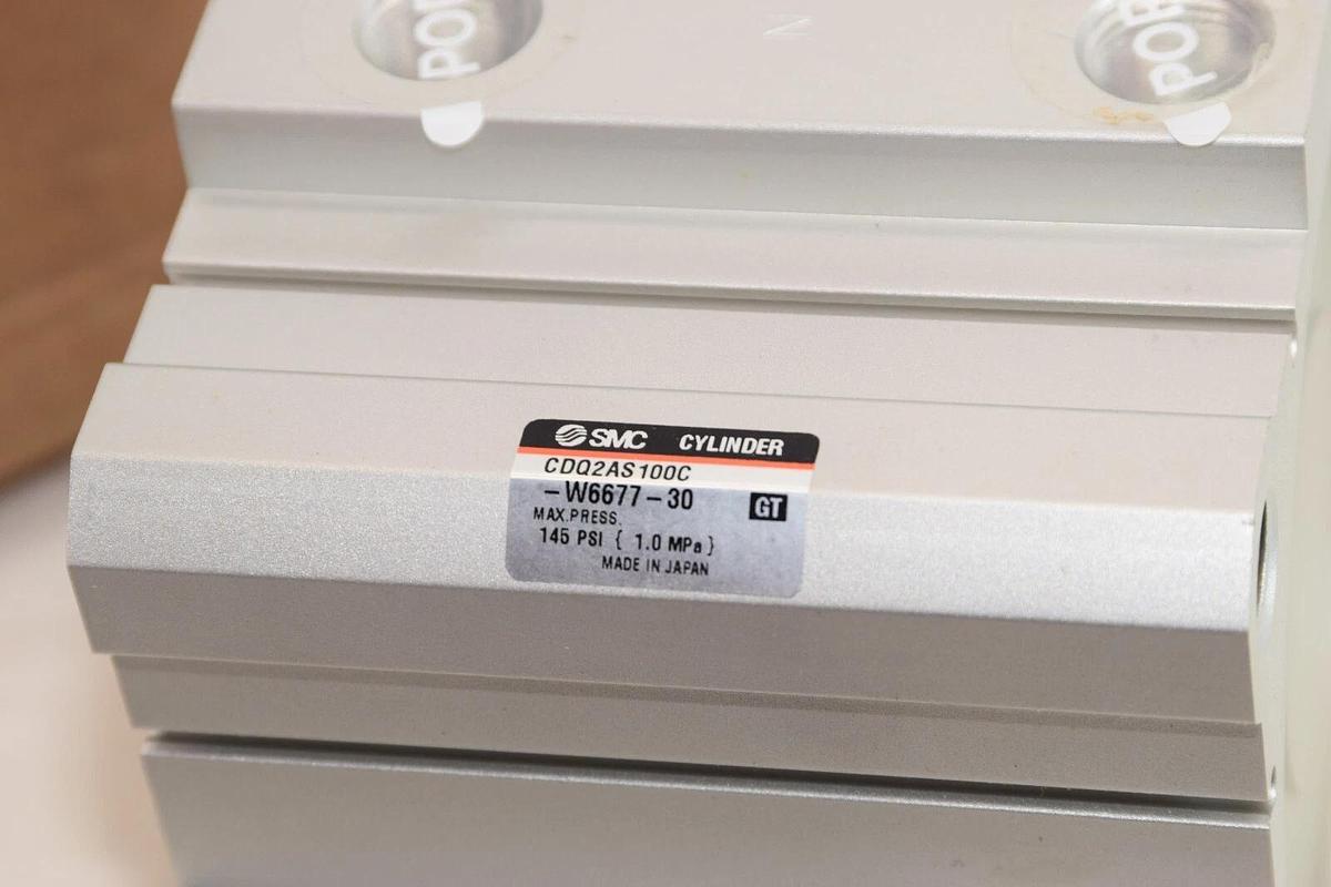 (NEW) SMC CDQ2AS100C-W6677-30 Double Acting Pneumatic Cylinder