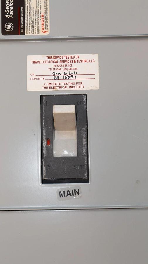 Used General Electric GE ASeries 400A Panelboard Panel AQF3424JBX 208y/120v 3ph 4w 42