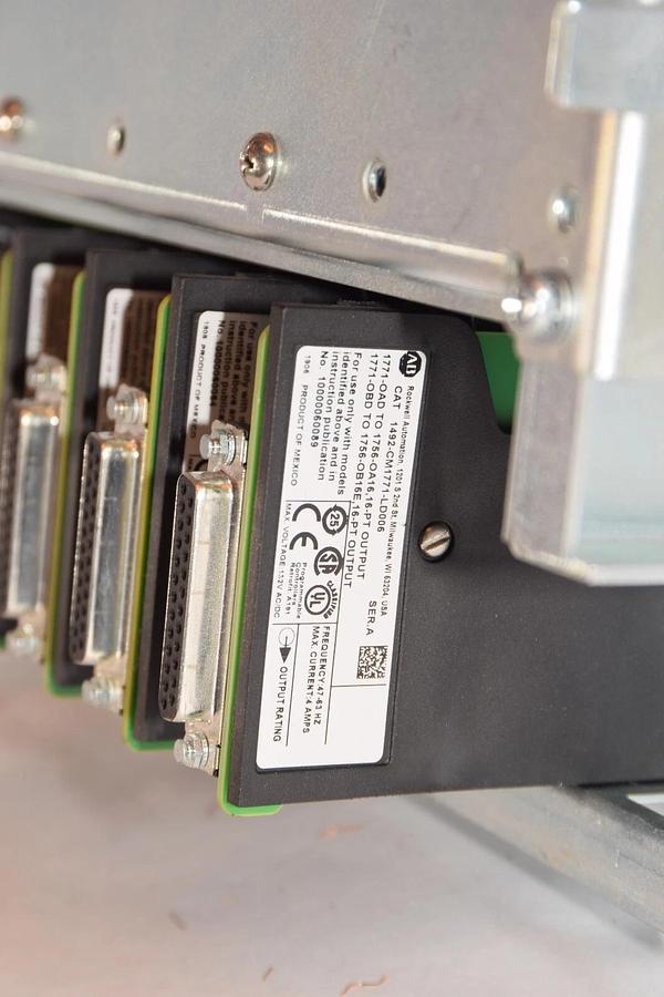 Used ALLEN BRADLEY 1492-MUA3-A10-A13 Conversion Mounting Assembly