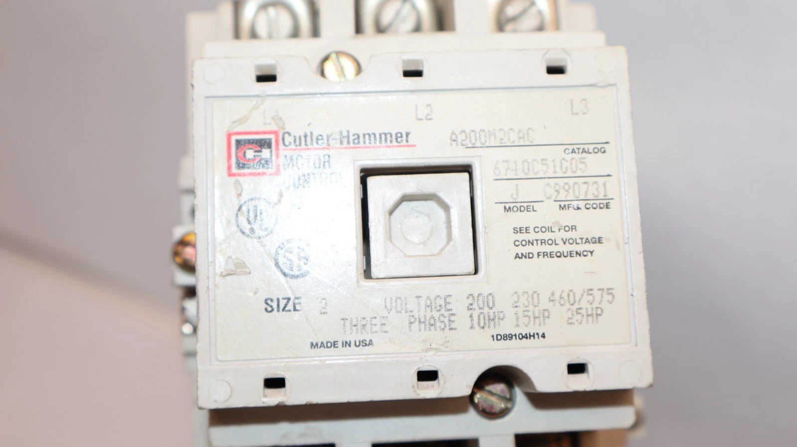 Cutler-Hammer CH Starter Motor Control Size Sz 2 A200M2CAC 120v coil 3ph