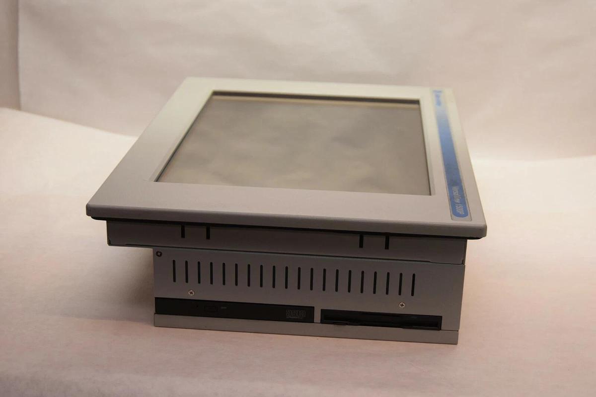 Used Allen Bradley 1500P VersaView  6181P-15NSXPH Ser.D  Rev.B 100-240V
