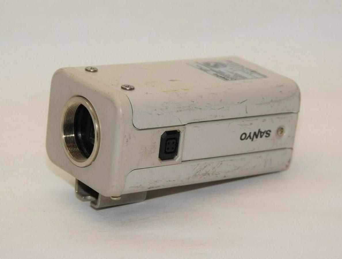 Used SANYO VCB-3424 VCB3424 B/W CCD 24V 60Hz 2.3W Security Camera
