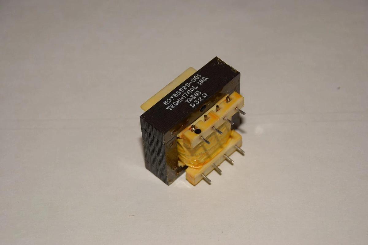 Technitrol 30735929-00, 13361, 9320, FLATHEAD TRANSFORMER NEW