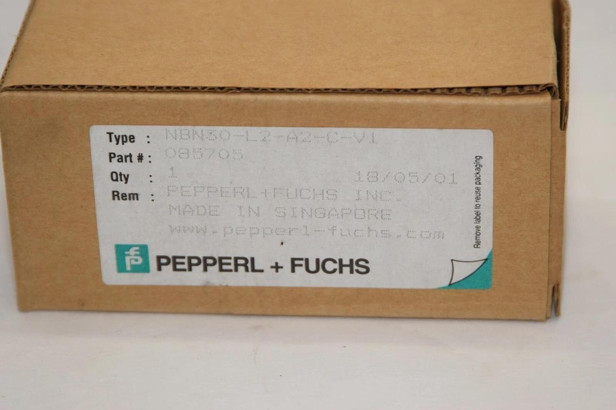 (NEW) PEPPERL + FUCHS NBN30-L2-A2-C-V1 Part No 85705 10-30Vdc Proximity Sensor