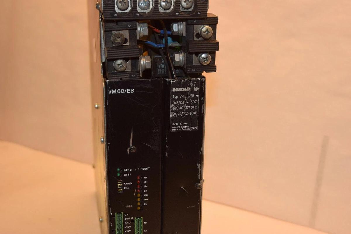 Used Bosch Drive VM 60/EB, 048106-307, DC 520V, 60A VM60/EB