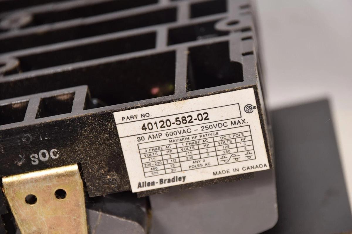 Used ALLEN BRADLEY 40120-582-02 X-401978 2100-5.0 30A 600v Disconnect Switch Assembly