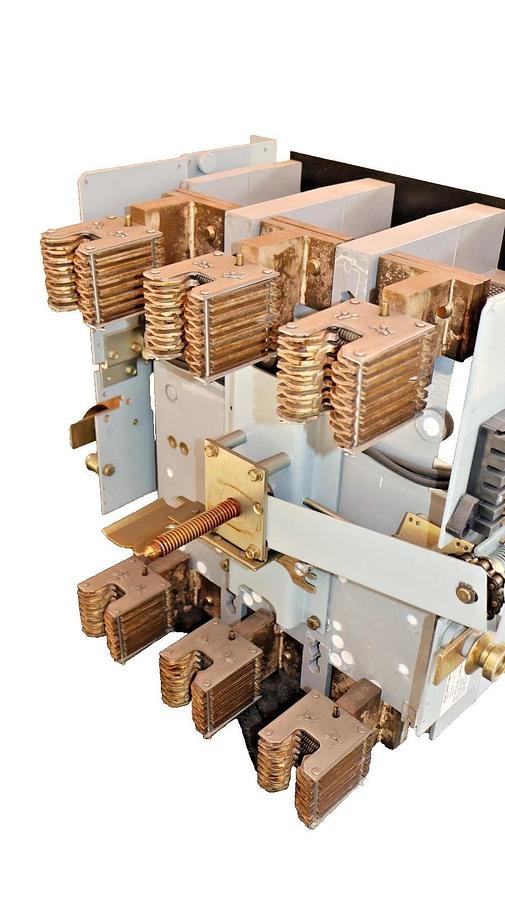 Refurbished GE General Electric Breaker Power Break 1600A Amp TC1616TTHR TR16B1000 1000a