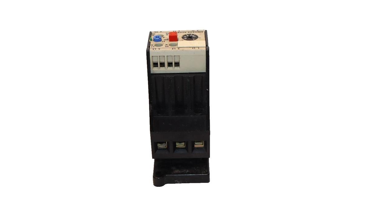 Used Siemens - Allis OLR 1000 , OLR1000 6.3-10A Amp Overload Relay *Cracked*